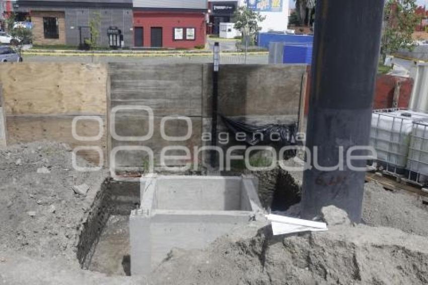 PUENTE VEHICULAR VÍA ATLIXCÁYOTL