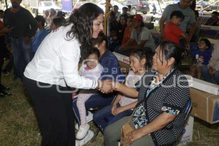 SAN ANDRÉS CHOLULA . ENTREGA CALENTADORES SOLARES