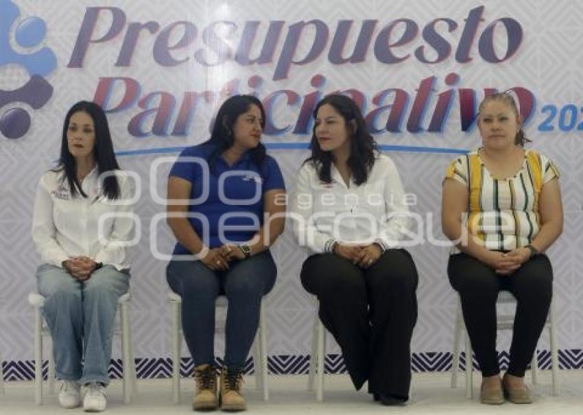 SAN ANDRÉS CHOLULA . ENTREGA CALENTADORES SOLARES