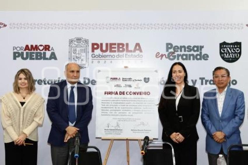 SECRETARÍA DE DESARROLLO ECONÓMICO . FIRMA DE CONVENIO