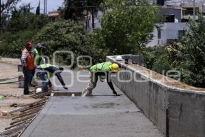 AYUNTAMIENTO . REHABILITACIÓN ACERA