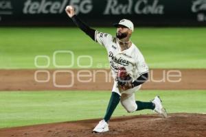 BÉISBOL . PERICOS VS LEONES
