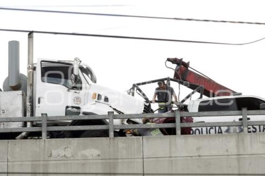 NOTA ROJA . AUTOPISTA MÉXICO - PUEBLA