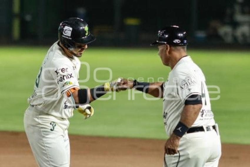 BÉISBOL . PERICOS VS LEONES