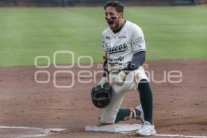 BÉISBOL . PERICOS VS YUCATÁN