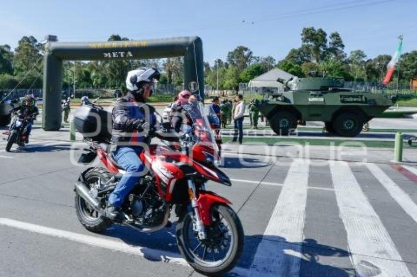 EJÉRCITO . RODADA MOTOCICLISTA