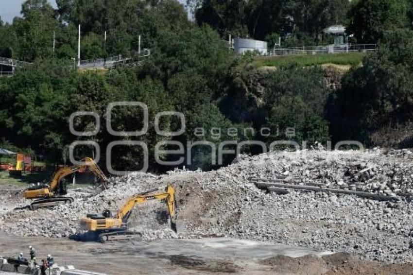 ESTADIO ZARAGOZA . OBRA