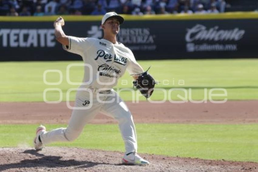 BÉISBOL . PERICOS VS YUCATÁN