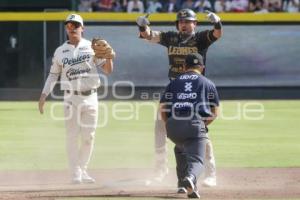 BÉISBOL . PERICOS VS YUCATÁN