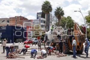 AVENIDA JUÁREZ . REPARACIÓN