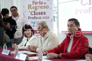 TLAXCALA . FERIA REGRESO A CLASES