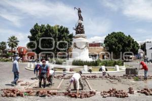AVENIDA JUÁREZ . REPARACIÓN