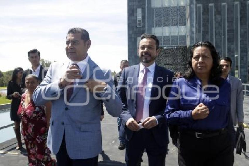 GOBIERNO ESTATAL . CAFETERÍA MOVIL