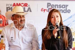 TURISMO . FERIA DEL DURAZNO
