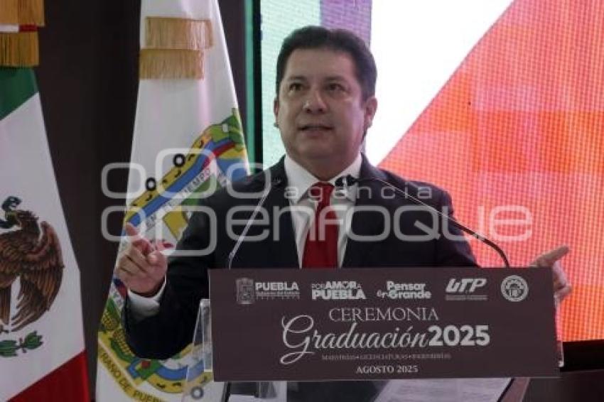 UTP . GRADUACIÓN