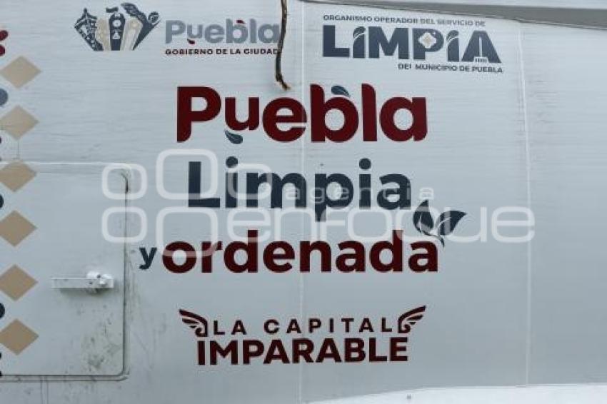 OOSL . CAMIÓN DE BASURA