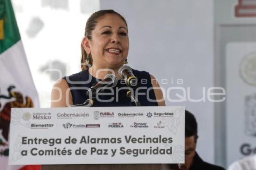 LAURA ARTEMISA GARCÍA