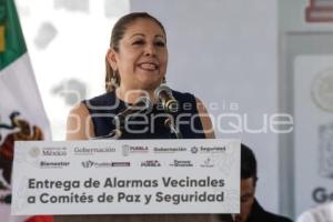 LAURA ARTEMISA GARCÍA