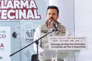 GOBIERNO ESTATAL . ENTREGA ALARMAS VECINALES