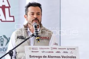 GOBIERNO ESTATAL . ENTREGA ALARMAS VECINALES