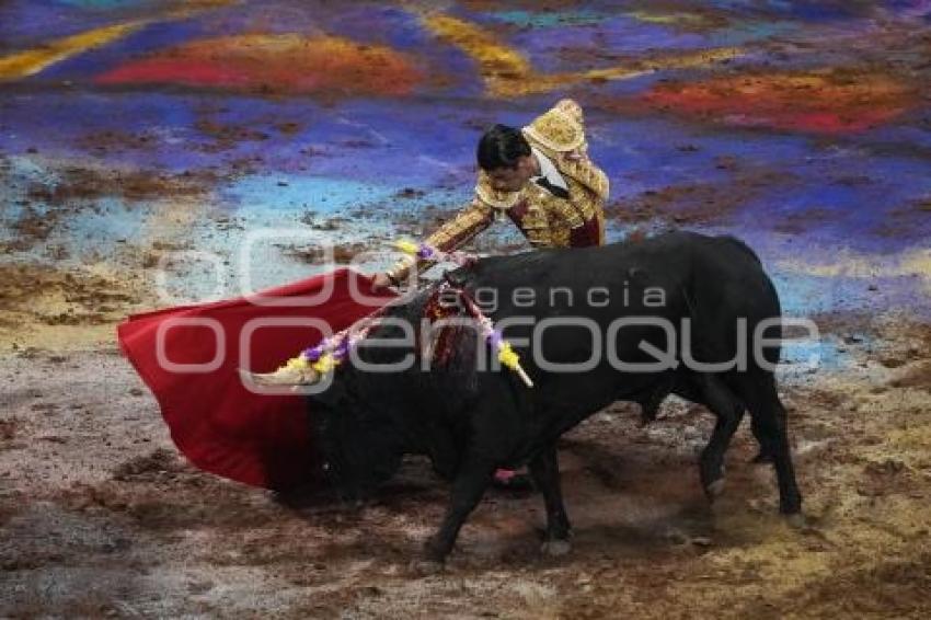 TLAXCALA . CORRIDA DE LAS LUCES