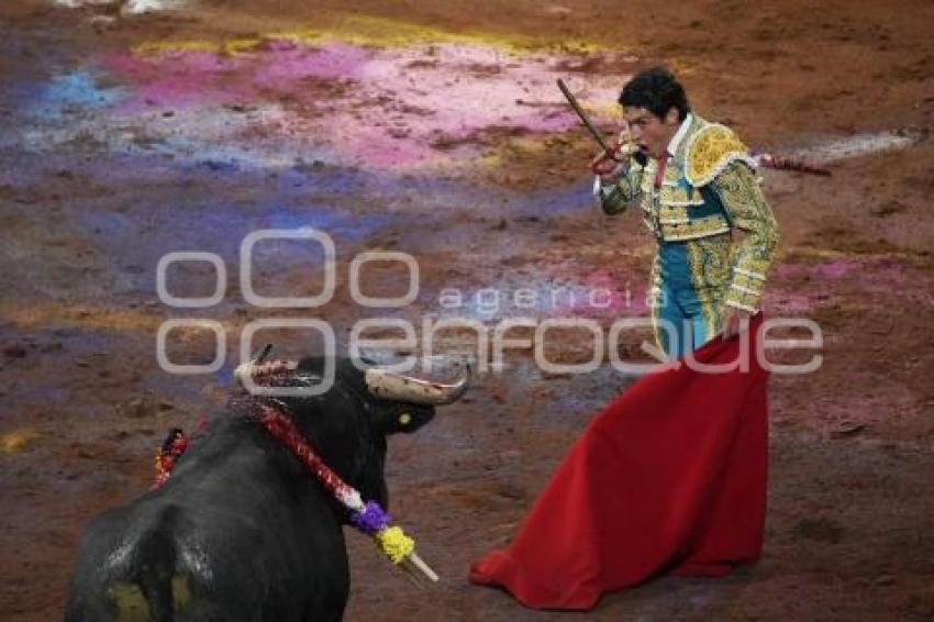 TLAXCALA . CORRIDA DE LAS LUCES