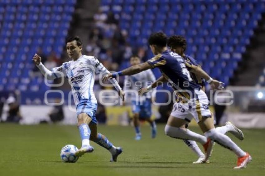 FÚTBOL . CLUB PUEBLA VS SAN LUIS