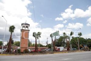 BULEVAR HERMANOS SERDÁN . PALMERAS