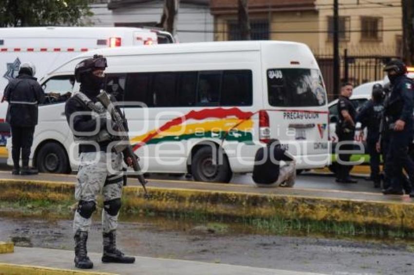 ESTACIONAMIENTO ESTADIO CUAUHTÉMOC . RIÑA