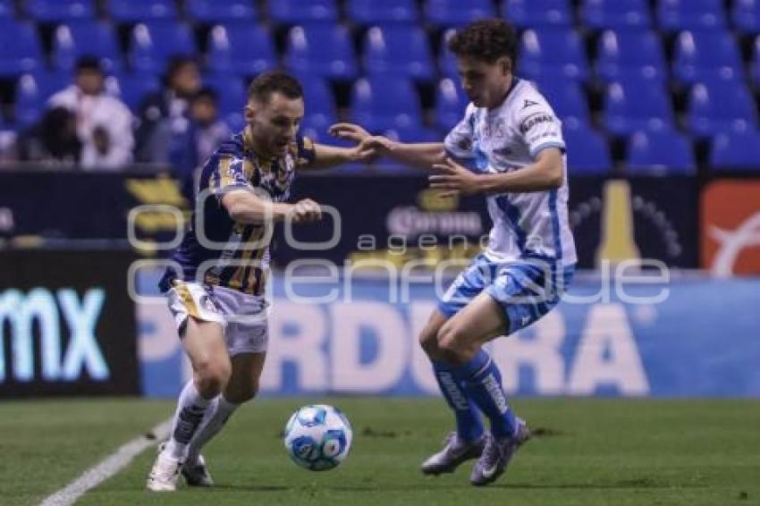 FÚTBOL . CLUB PUEBLA VS SAN LUIS