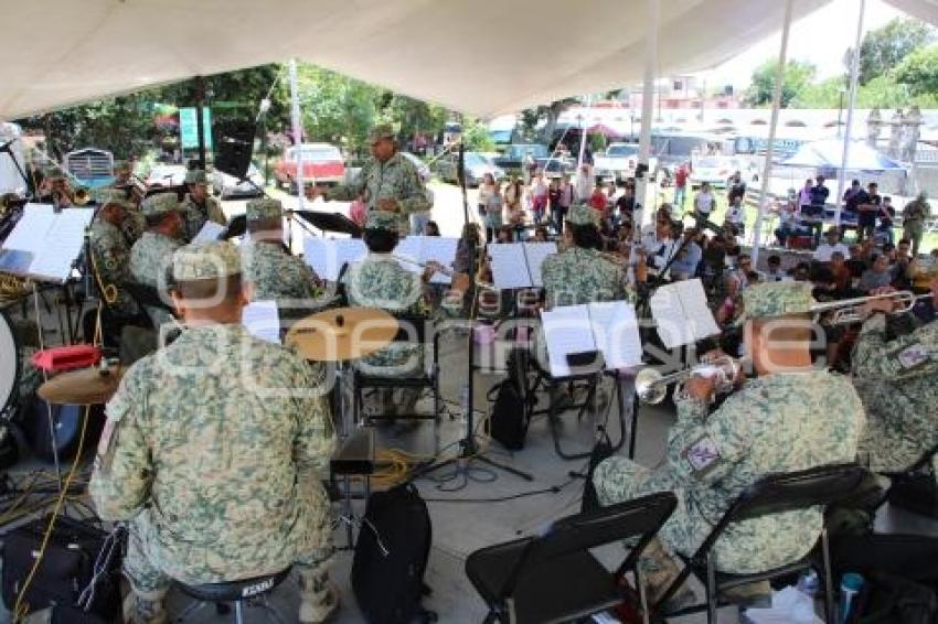 TOCHIMILCO . BANDA MILITAR