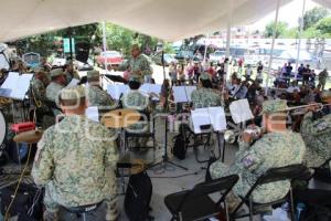 TOCHIMILCO . BANDA MILITAR