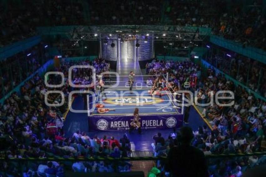 LUCHA LIBRE