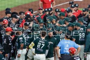 BÉISBOL . PERICOS VS DIABLOS