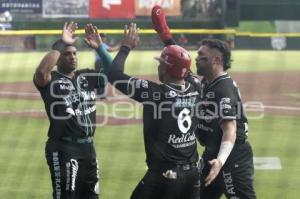BÉISBOL . PERICOS VS DIABLOS