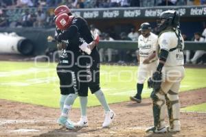 BÉISBOL . PERICOS VS DIABLOS