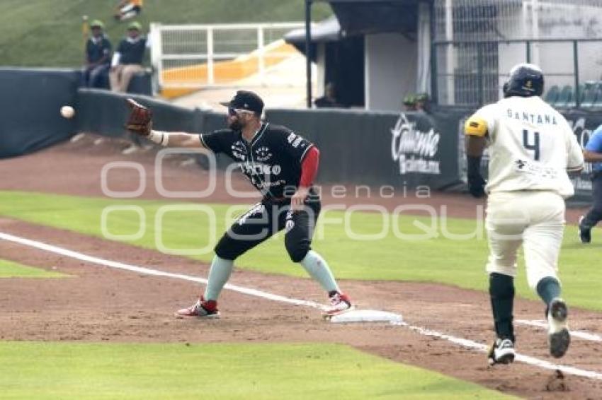 BÉISBOL . PERICOS VS DIABLOS