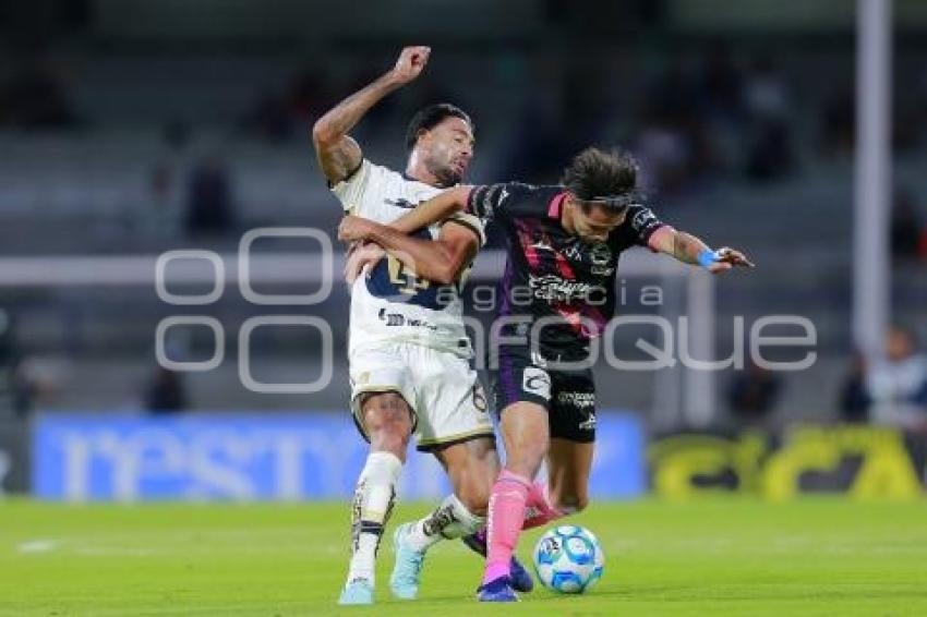 FÚTBOL . PUMAS VS PUEBLA