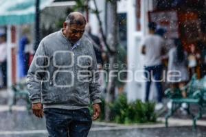 CLIMA . LLUVIA