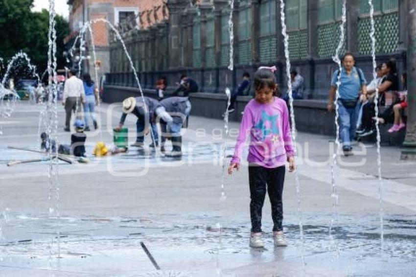ZÓCALO . FUENTES DANZANTES