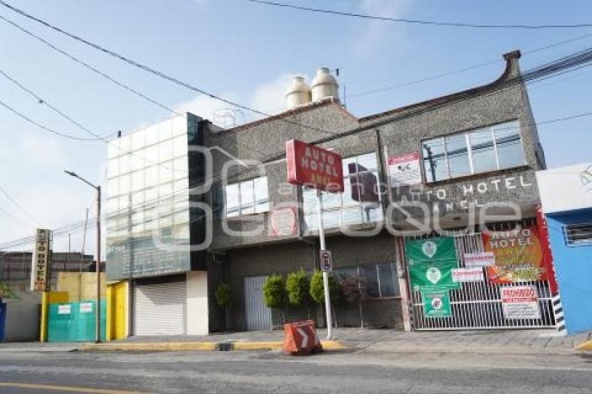 TLAXCALA . MOTELES SUSPENDIDOS