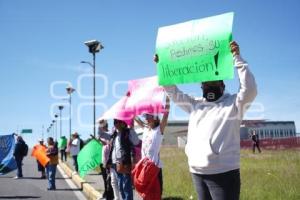 TLAXCALA . MANIFESTACIÓN SAN PEDRO TLALCUAPAN