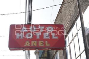 TLAXCALA . MOTELES SUSPENDIDOS