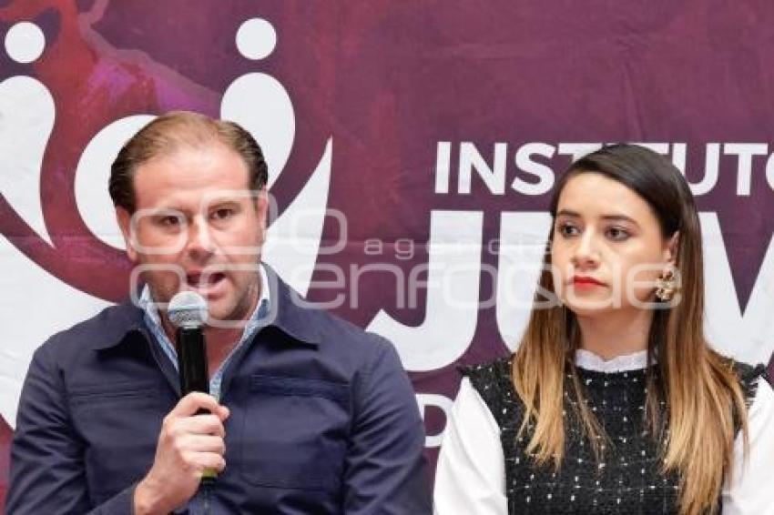 AYUNTAMIENTO . CARRERA DE LA JUVENTUD