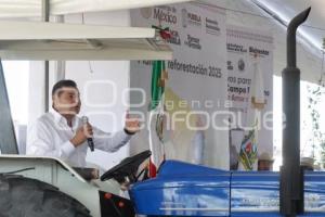 GOBIERNO ESTATAL . APOYO CAMPO