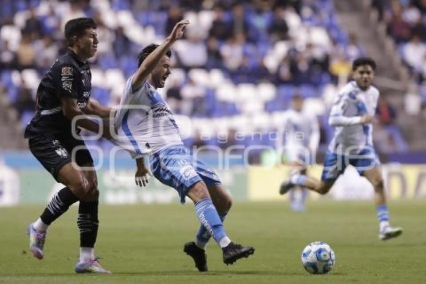 FÚTBOL . CLUB PUEBLA VS MONTERREY