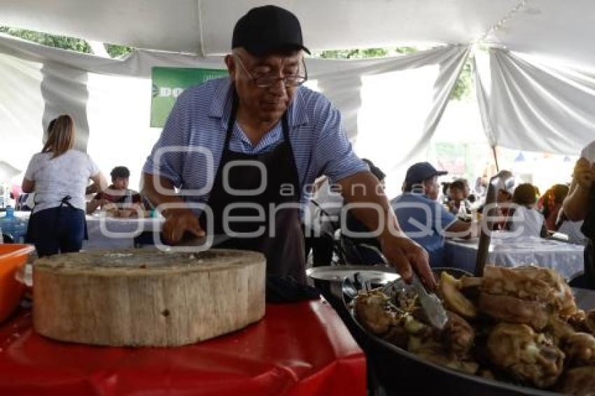 HUEJOTZINGO . FERIA DE LAS CARNITAS