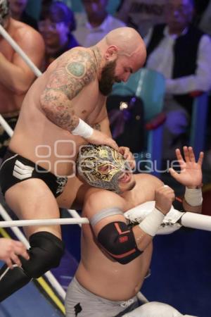 LUCHA LIBRE
