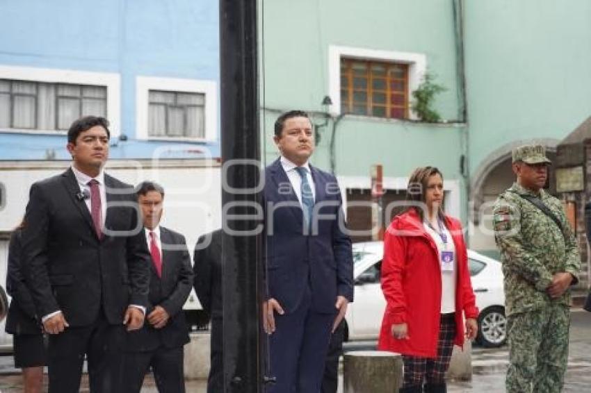 TLAXCALA . IZAMIENTO DE BANDERA