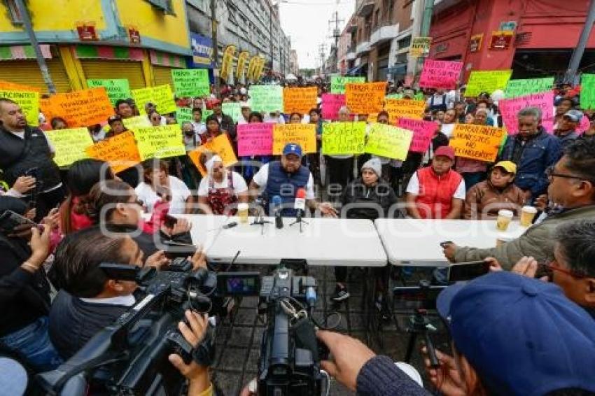 AMBULANTES . FUERZA 2000